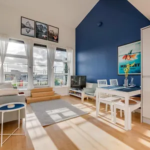 Apartments: Park Avenue Apartment Belfast