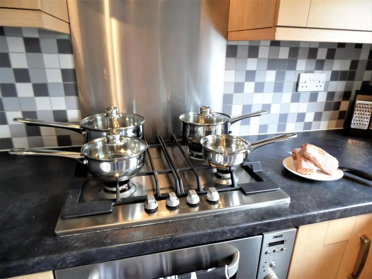 The Upper Craigour Royal Infirmary House Apartment Edinburgh